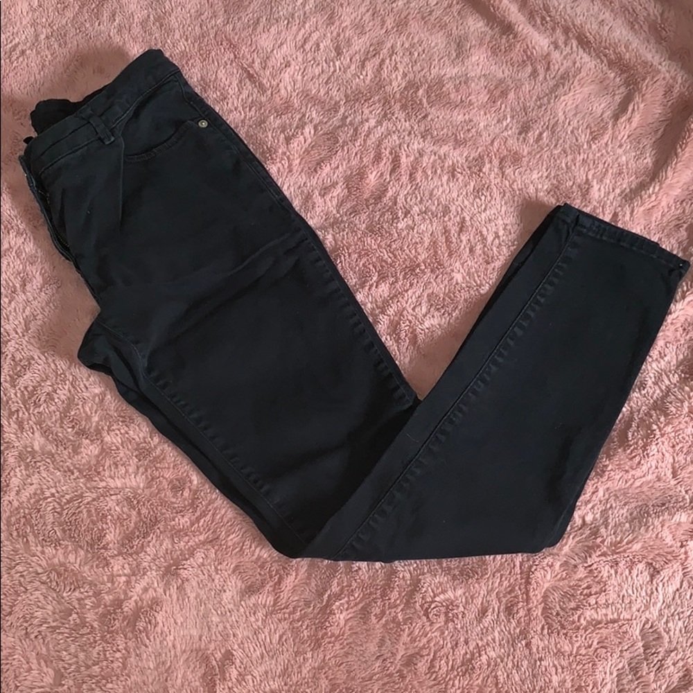 MOVING SALE- H&M Skinny Jeans- Size 10